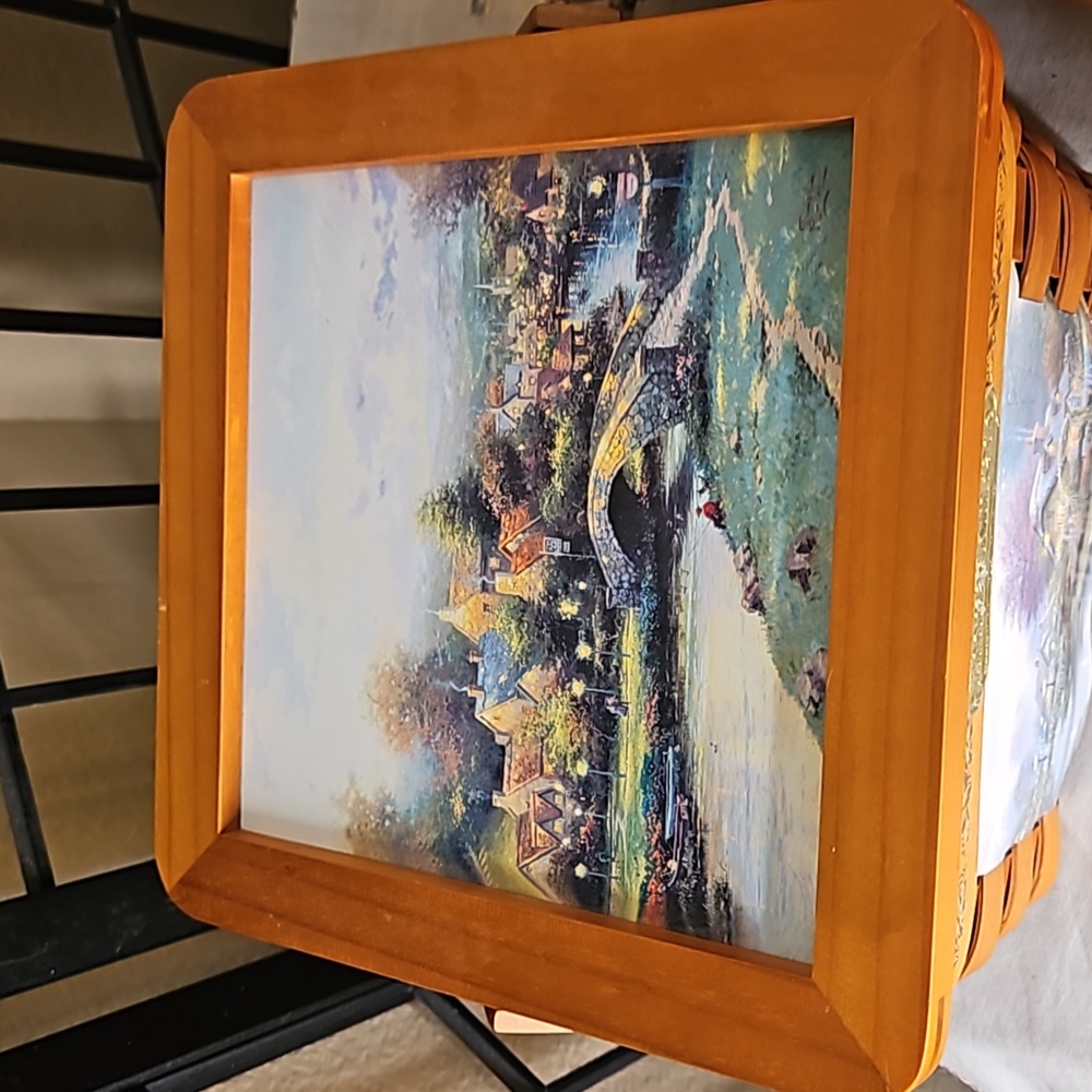 Thomas Kinkade Lamplight Baskets - Picture 4 of 9